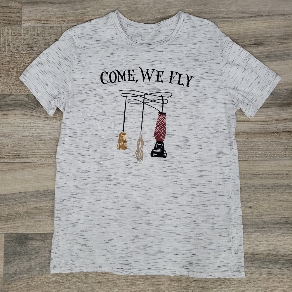 Disney Hocus Pocus Come We Fly Graphic Tee Shirt Women's 2XL Sanderson Sisters